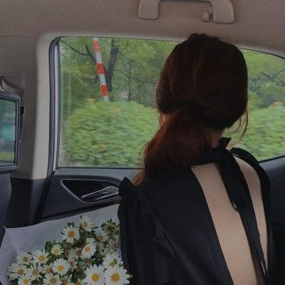 知名编剧直播带货翻车，同行集体沉默，凌晨引热议
